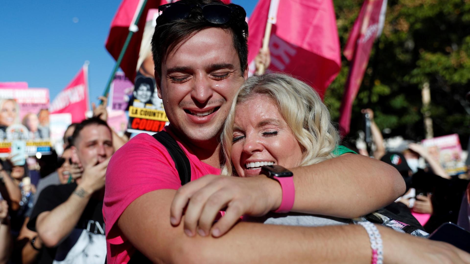 Cientos de fans de Spears han celebrado el fin de la custodia legal de la cantante