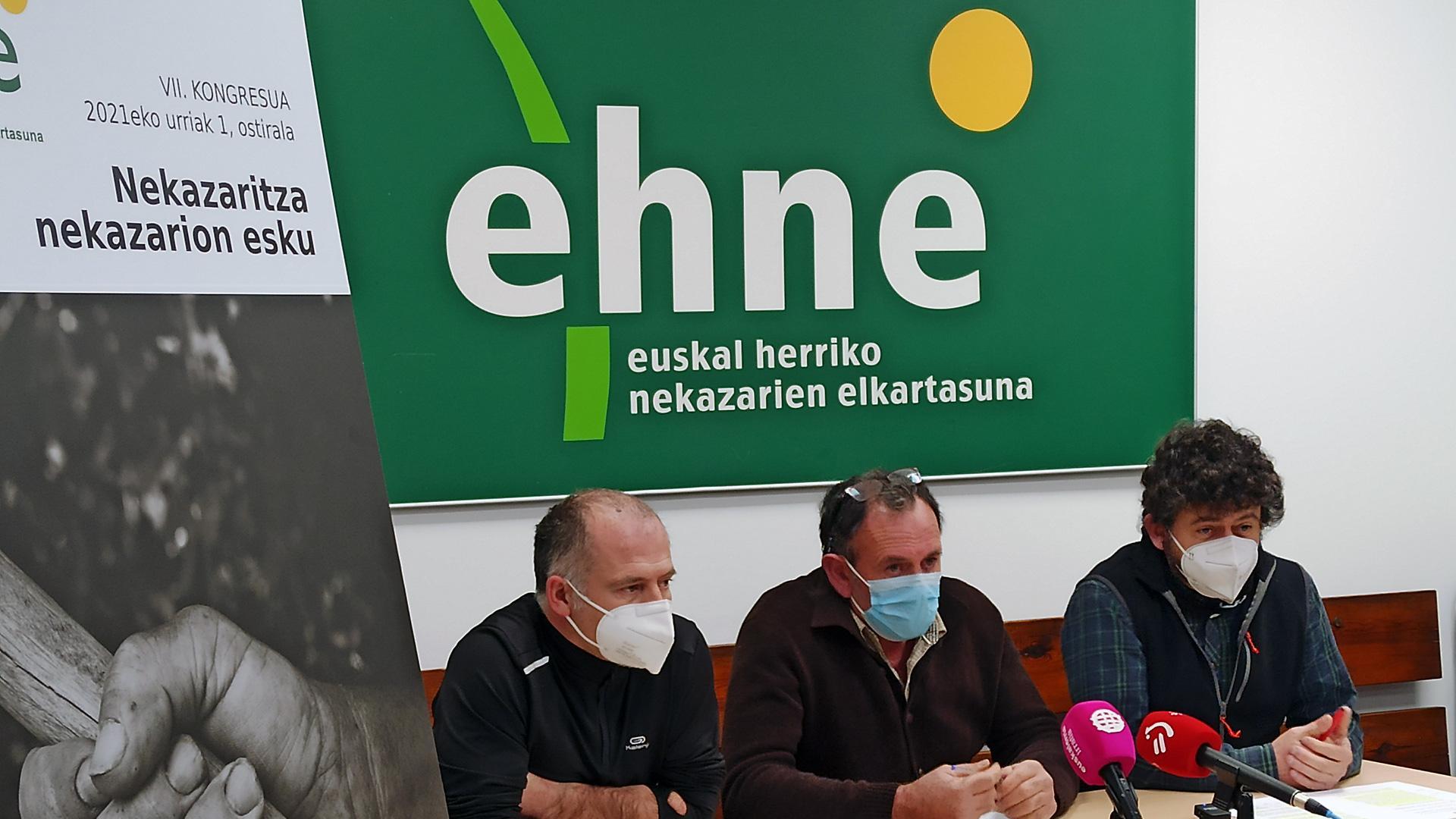 Rueda de prensa de representantes del sindicato EHNE