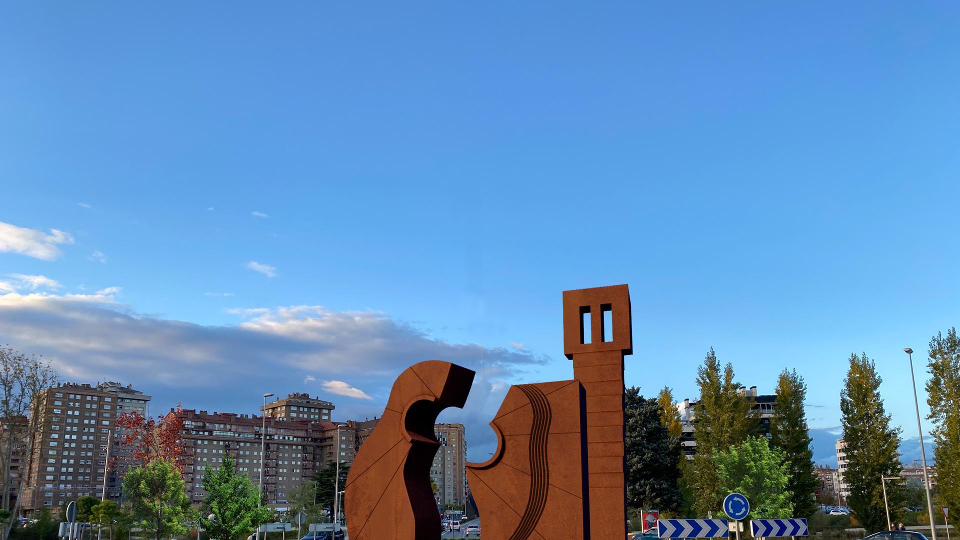 Imagen de la escultura en homenaje a Sabicas que se instalará a la entrada de Pamplona