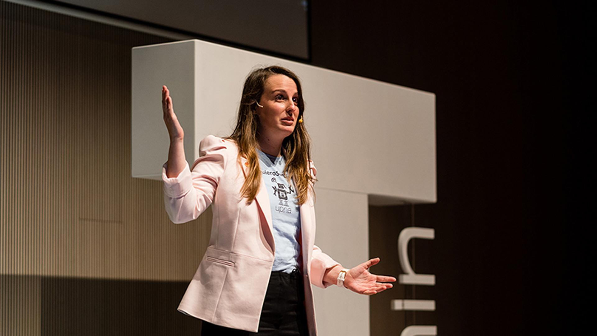 Leyre Catalán Ros en un momento de su intervención