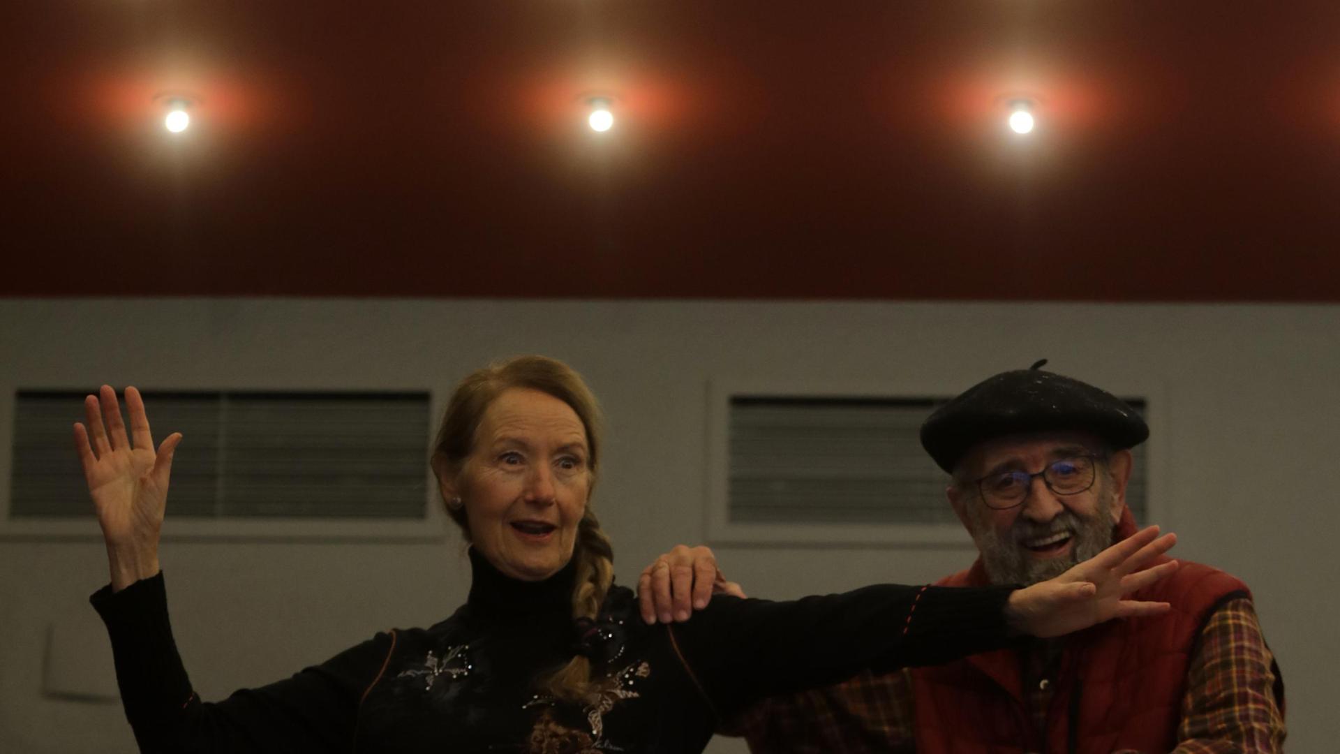 Kontxi Unzueta e Iñaki Merino en los cines Golem Baiona de Pamplona.