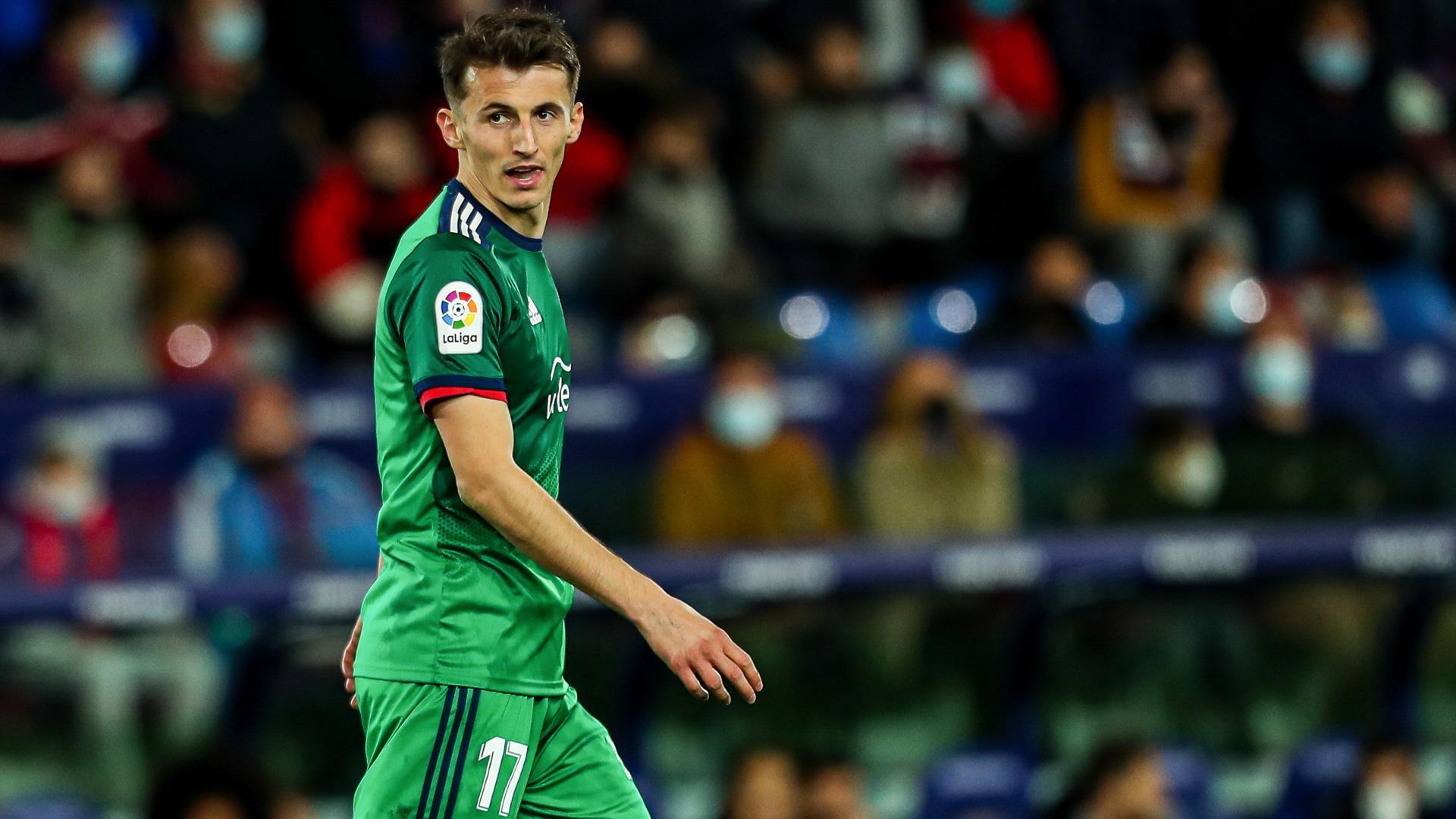 Ante Budimir frente al Levante