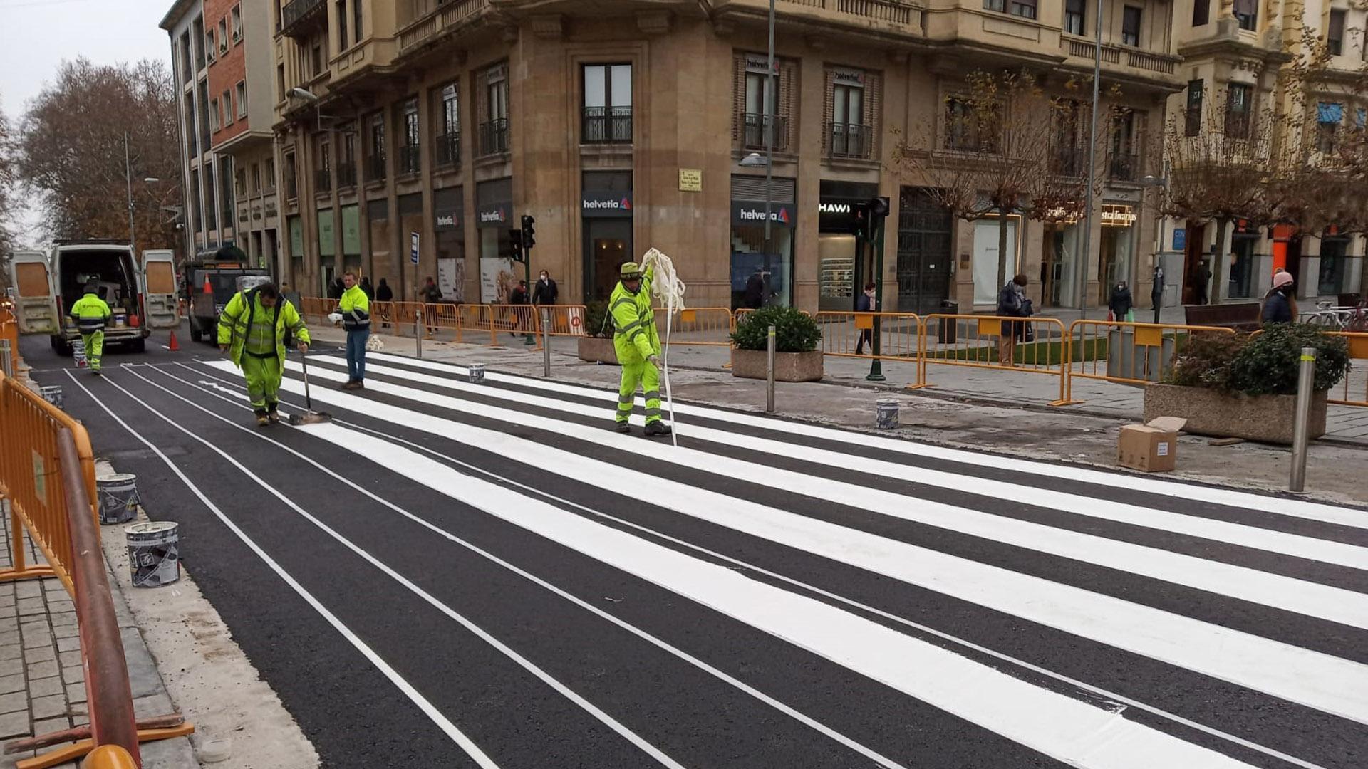 Esta tarde se reabre la calle Cortes de Navarra tras las obras de reasfaltado de esta semana