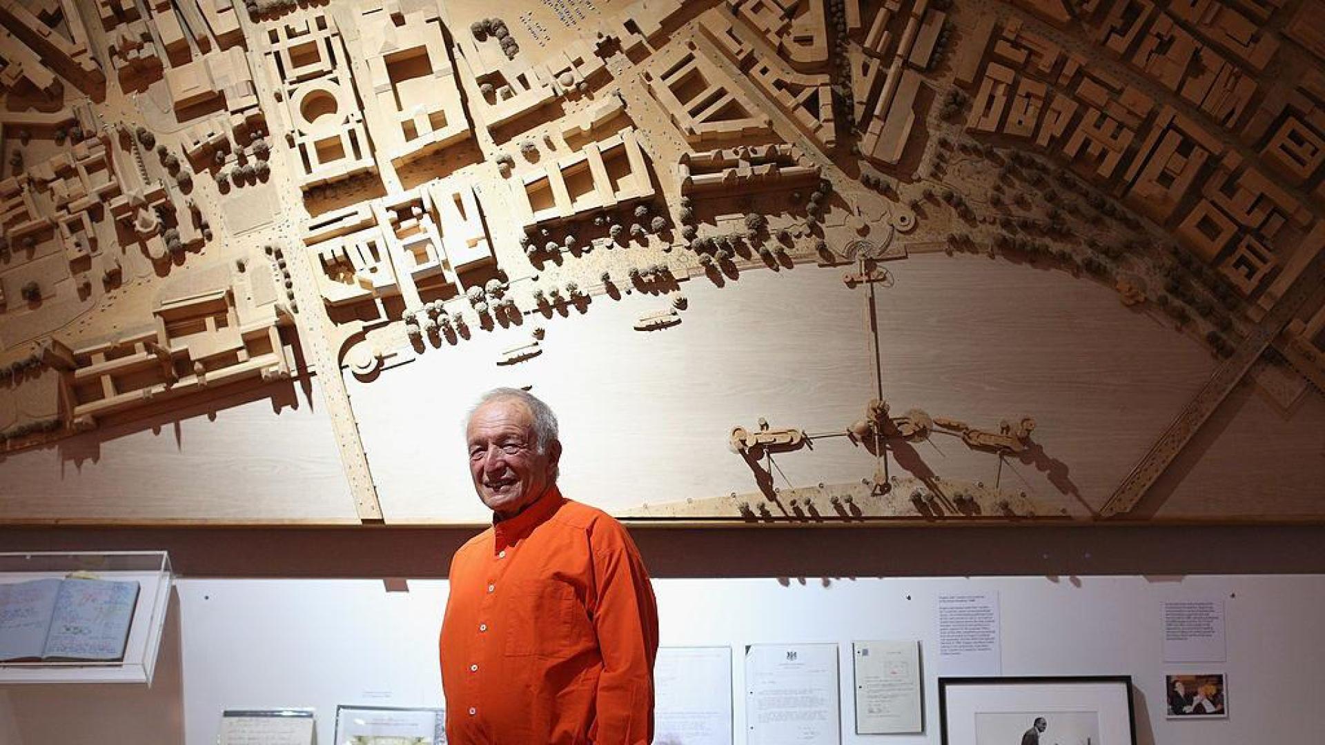 El arquitecto británico Richard Rogers, en una fotografía de archivo

OLI SCARFF

  (Foto de ARCHIVO)

16/07/2013