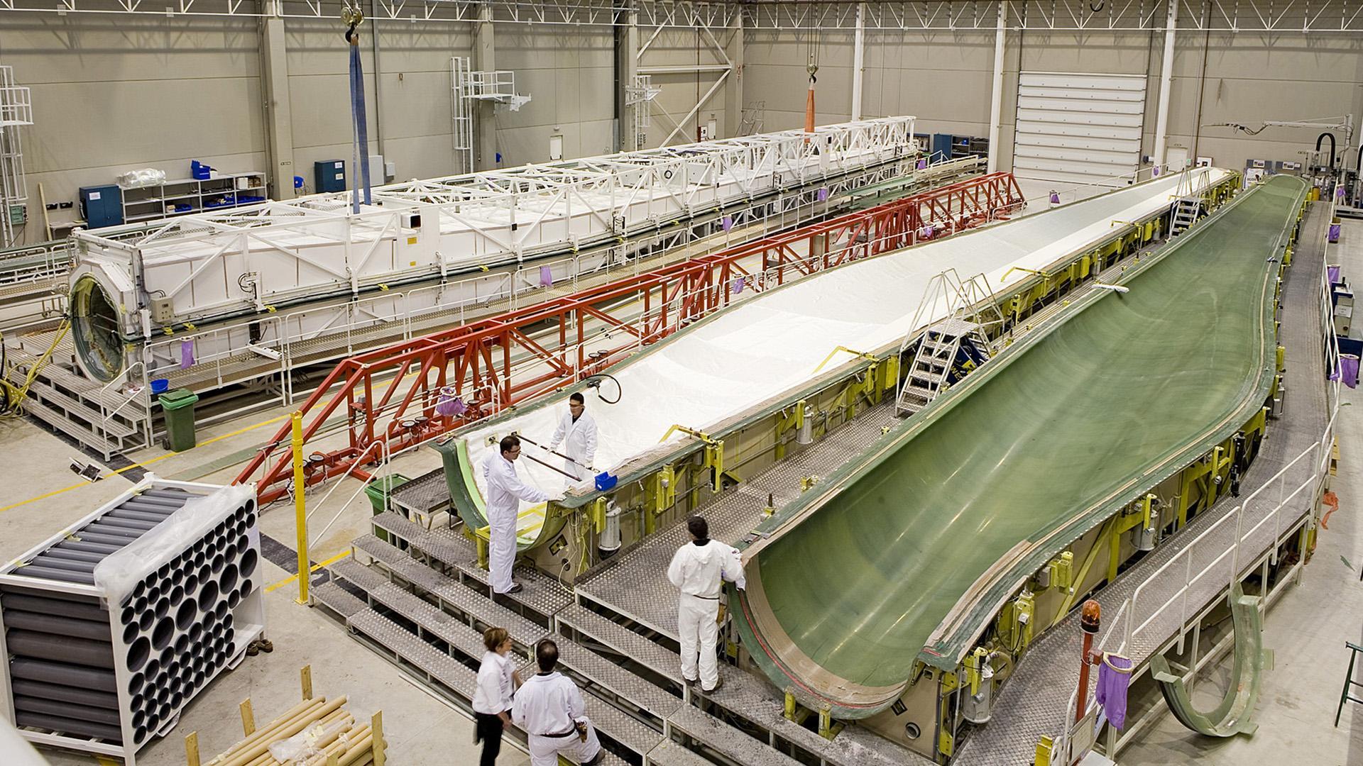 Moldes para la fabricación de palas en el interior de las instalaciones de Lumbier