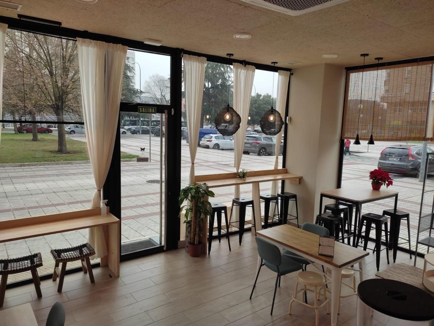 Culto Café está situado en el número 8 bis de la calle Irunlarrea, en la zona de hospitales.