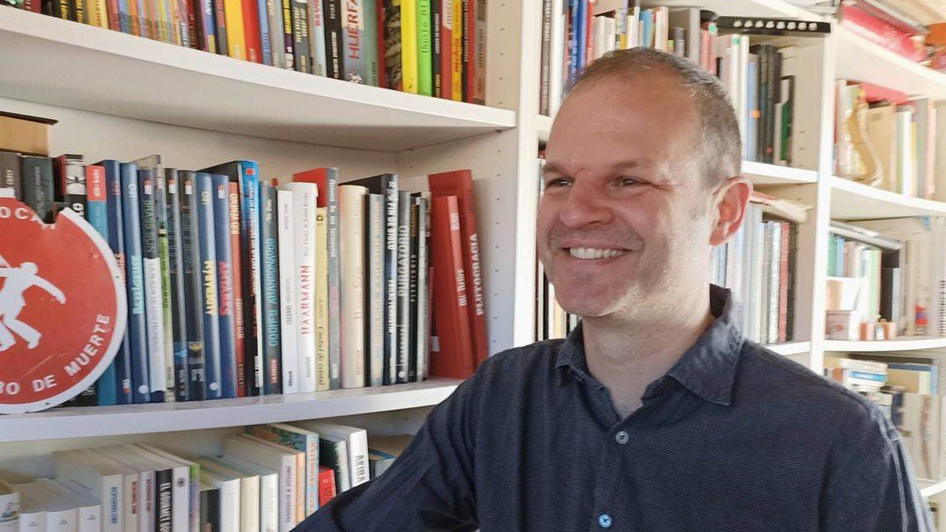 Abraham Martínez, creador del cómic 'A la tercera resucitó'