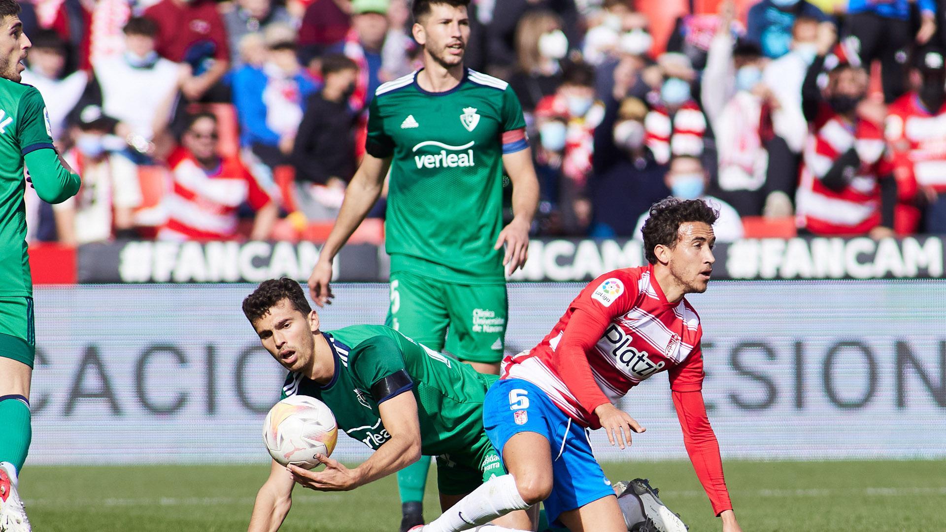 Luis Milla, junto a David García y Lucas Torró