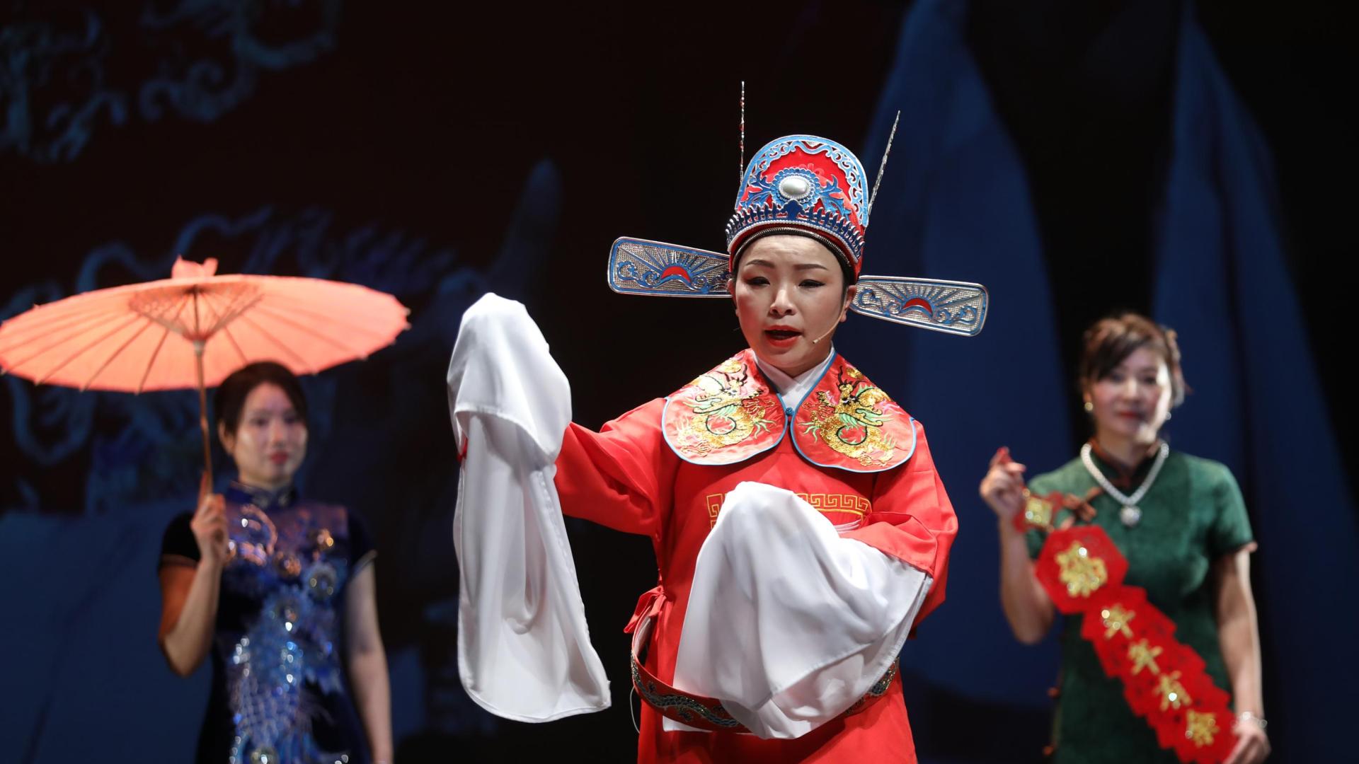 Un momento de la representación de la Ópera Huang Mei
