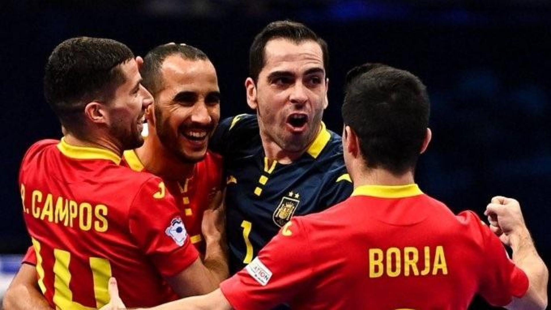 El triunfo de España le sirve para lograr el tercer puesto en el Europeo