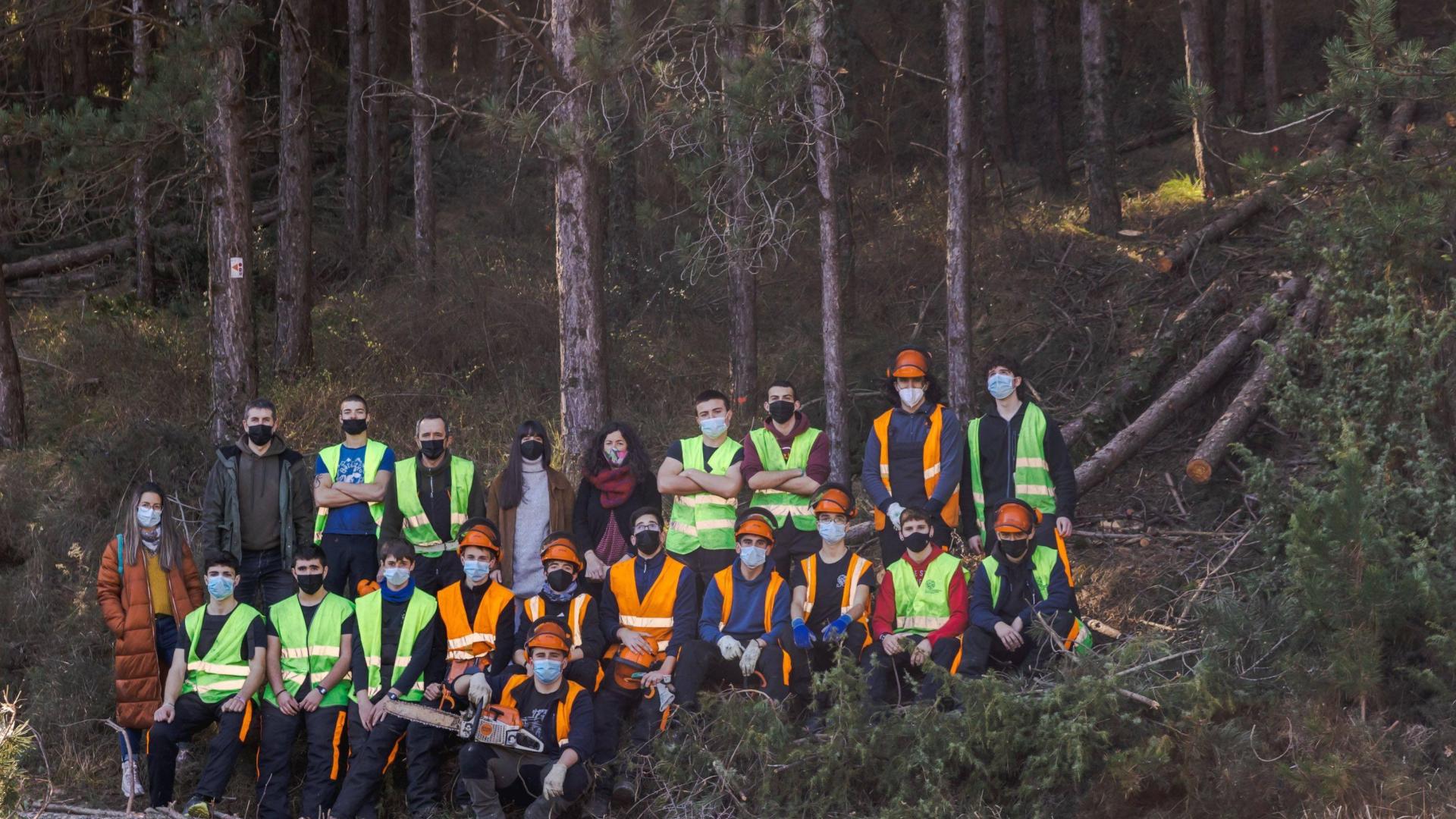 Alumnos y profesores del CI Agroforestal en Ezkaba