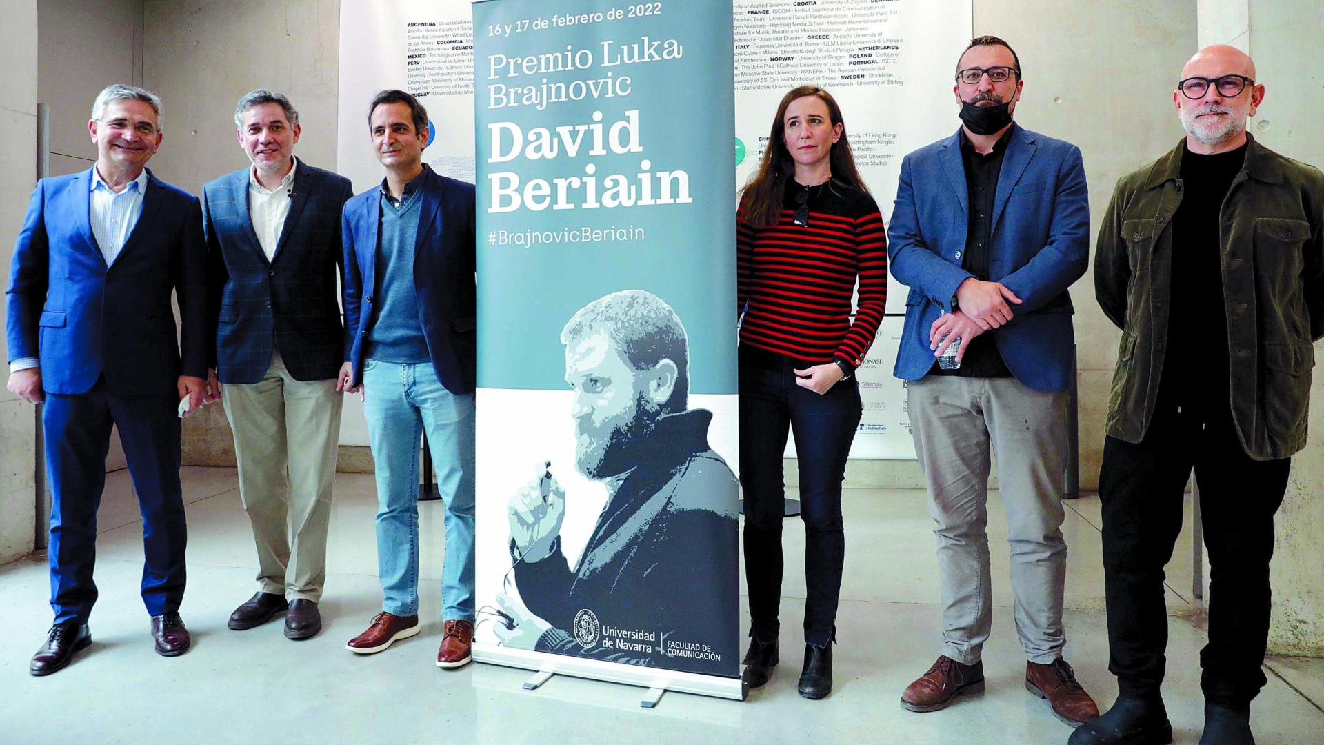 De izquierda a derecha: Paco Sánchez, Ramón Salaverría, Rafael Cores, Natalia Junquera, Adriano Morán y Fernando Jerez