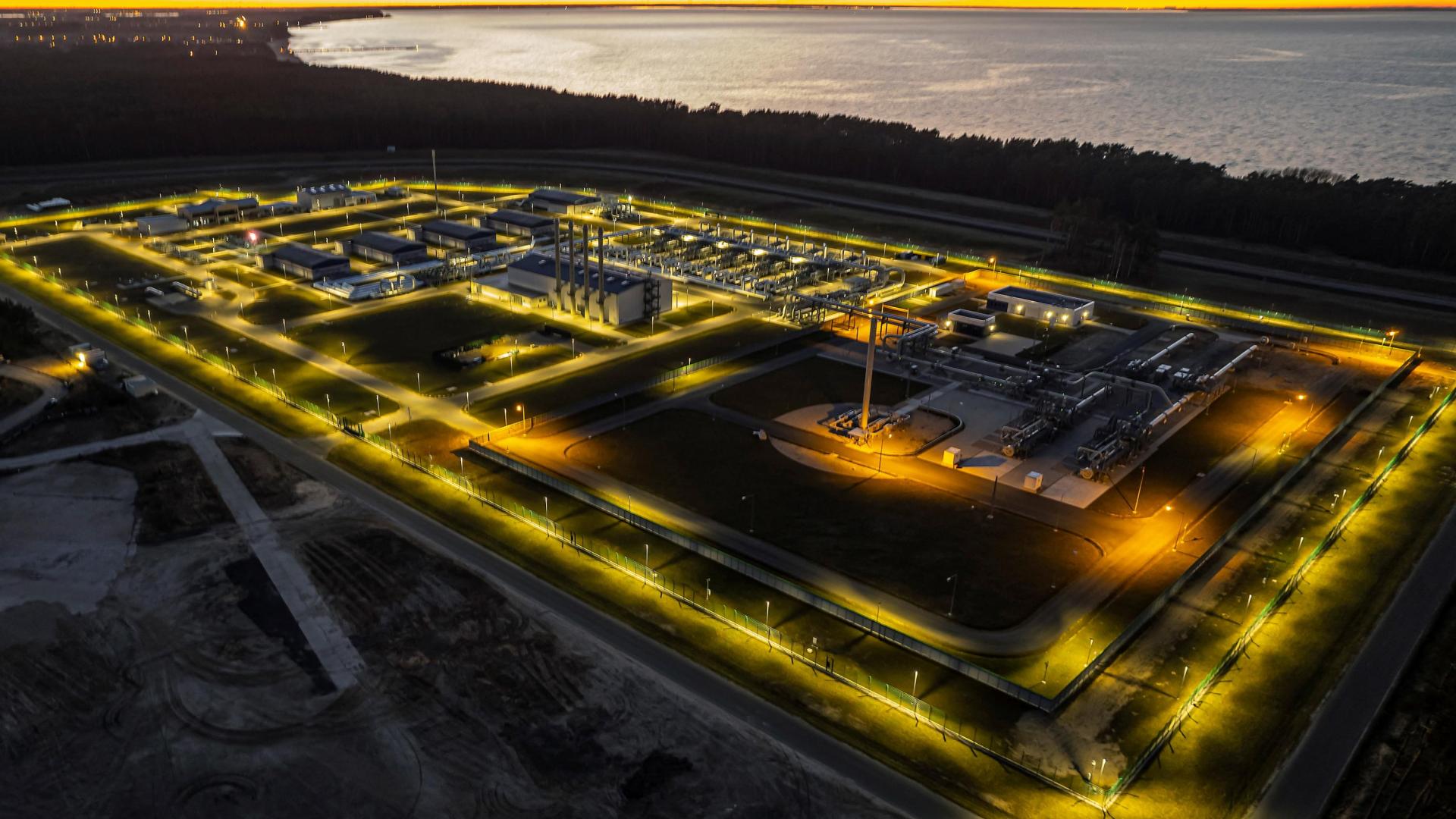 Las tuberías en las instalaciones de recalada del gasoducto 'Nord Stream 2' en Lubmin, Alemania