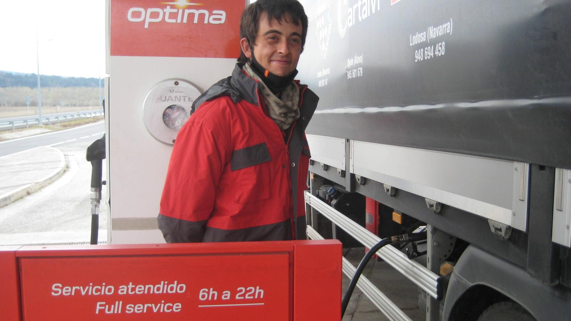 Pablo Aguado Martínez, empleado de estación de servicio Cepsa en Gazolaz