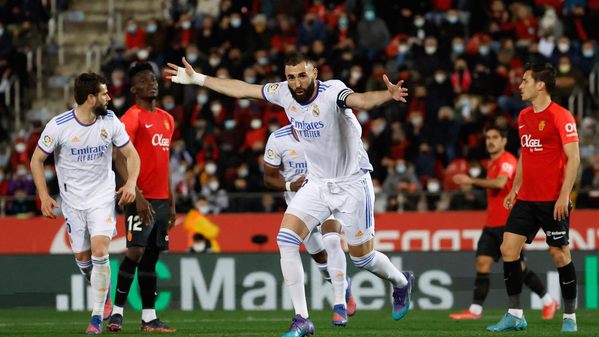 Imagen de la celebración del gol de Benzema