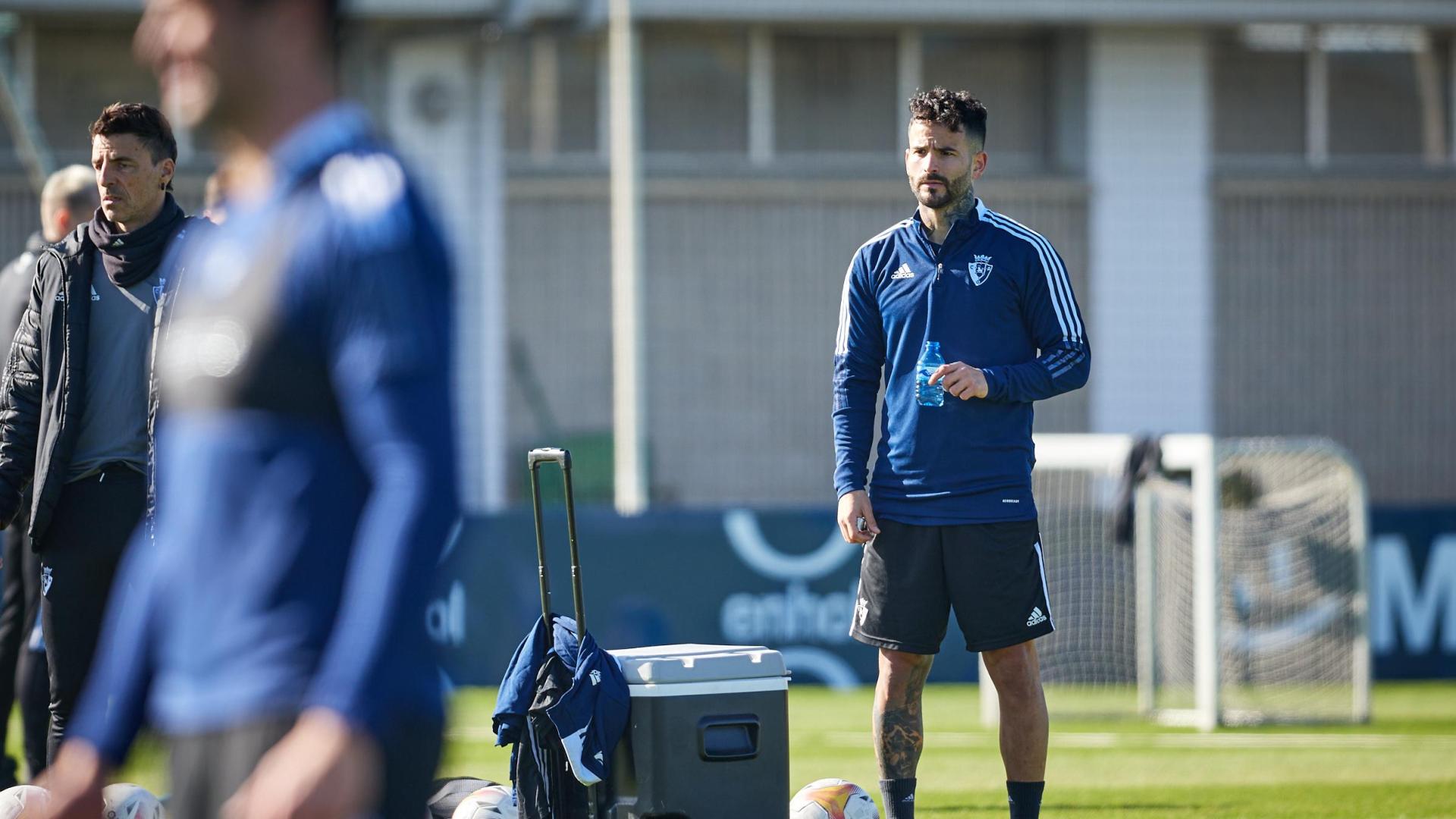 Rubén García, en el campo de entrenamiento de Tajonar