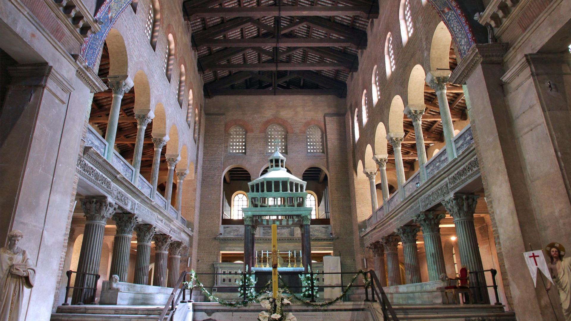 El santoral recuerda hoy 28 de marzo a San Sixto III. En la imagen, la basílica de San Lorenzo Extramuros en Roma