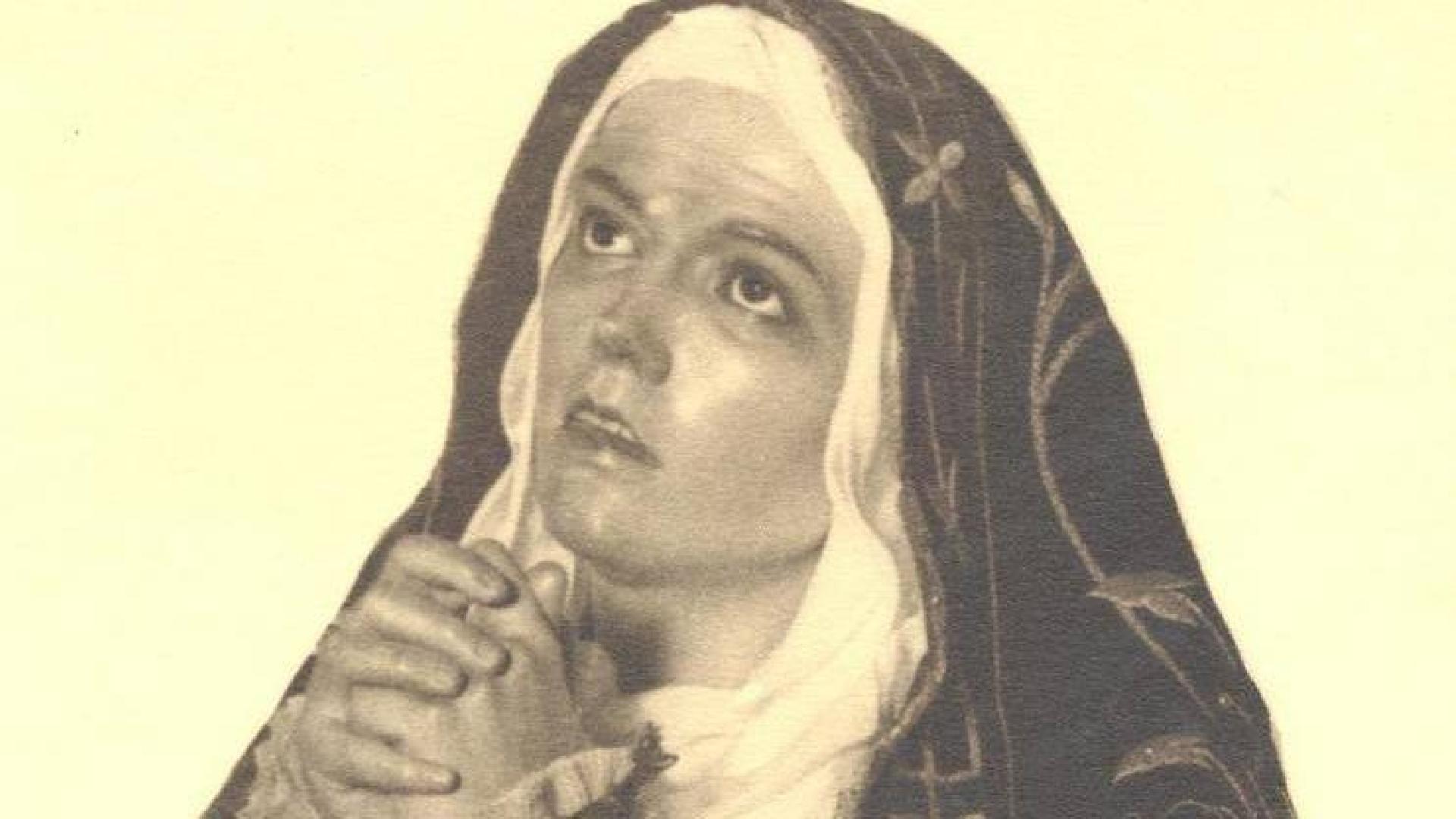 Imagen de la Dolorosa, de los años 50, en la que se aprecia el tocado original.
