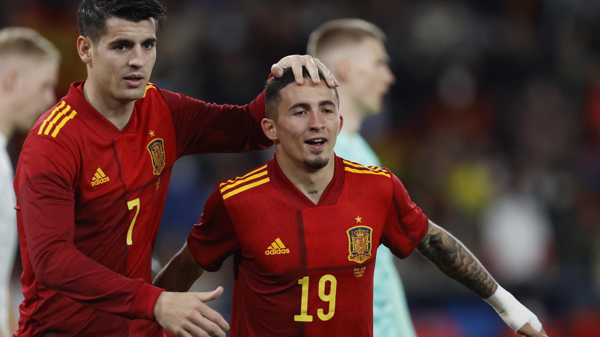 Morata y Yeremi Pino