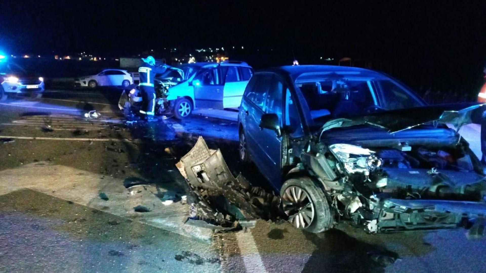 Colisión en la NA-8404 (Travesía de Sesma) con el acceso a la localidad