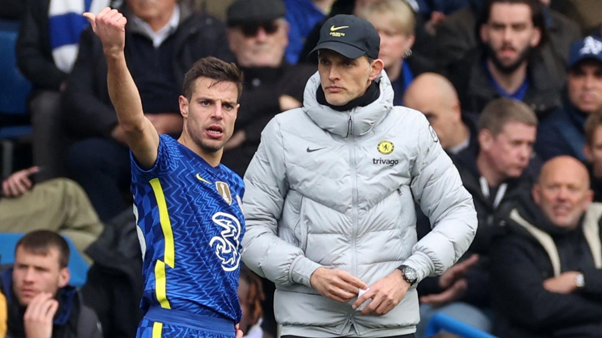 César Azpilicueta, junto al entrenador del Chelsea, Thomas Tuchel