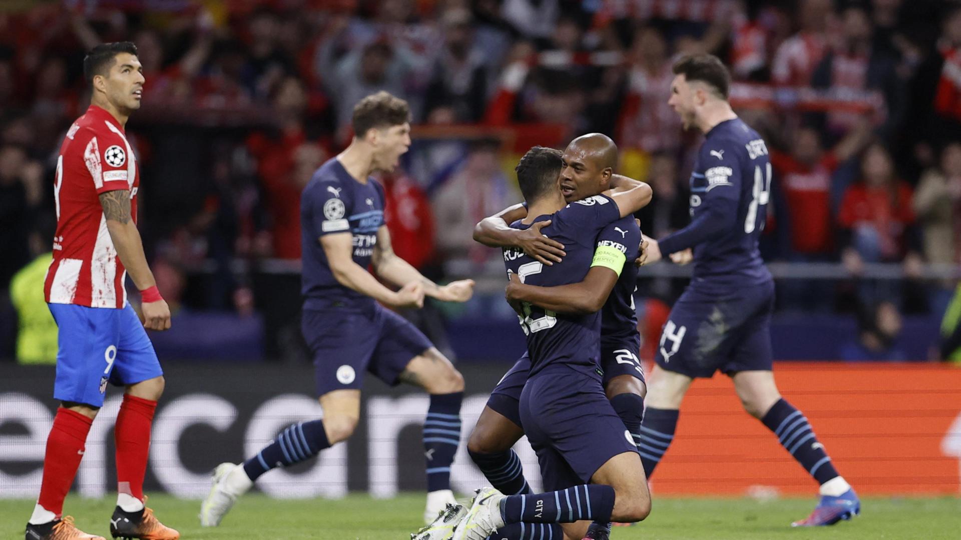 Jugadores del Manchester City celebran su pase a semifinales