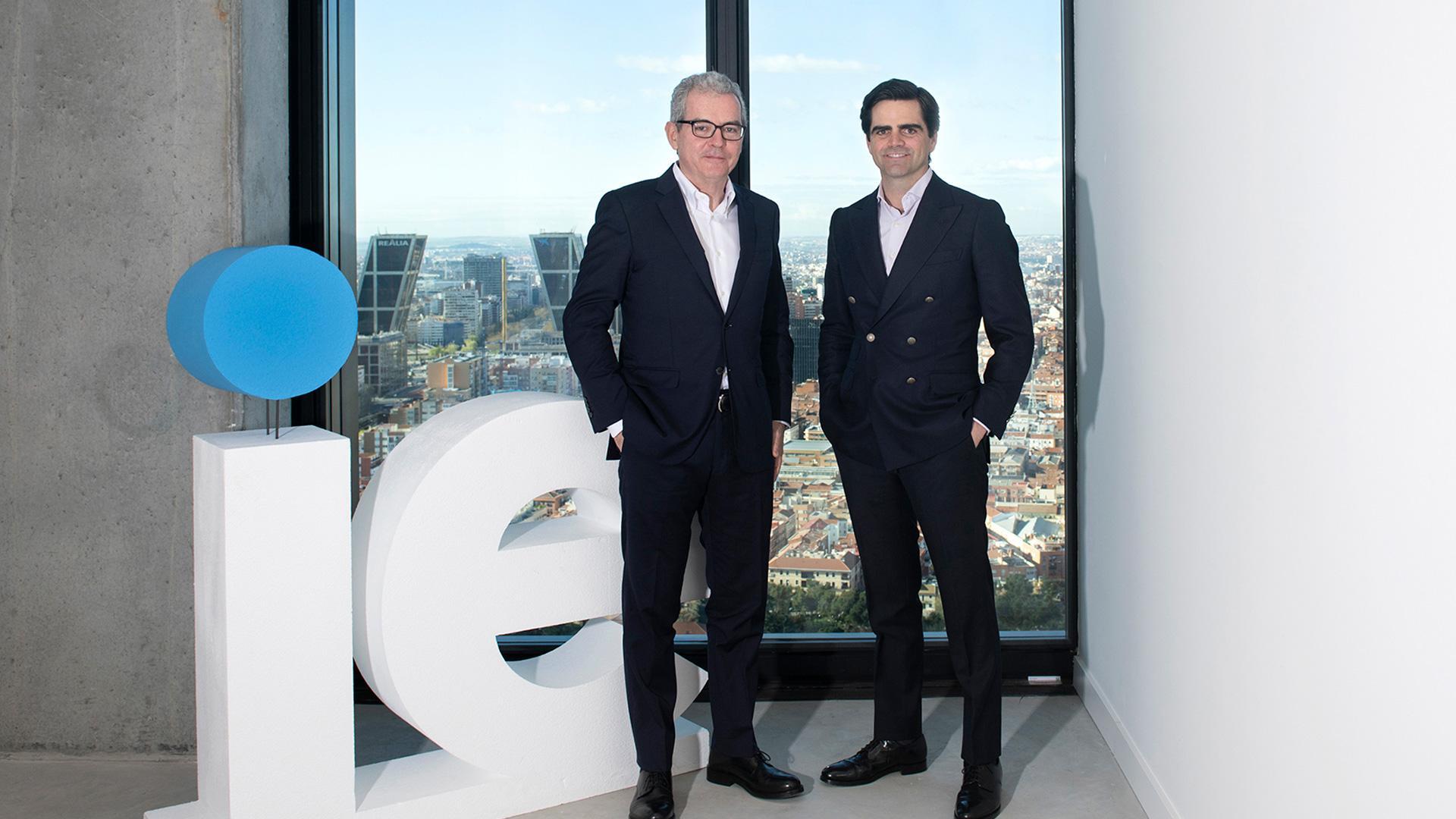 El nuevo Presidente del Consejo Rector Internacional Pablo Isla junto a Diego del Alcázar Benjumea, CEO de IE University