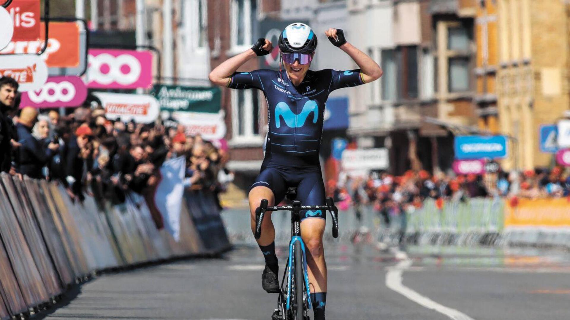 Annemieck Van Vleuten celebra su victoria en la Lieja Bastoña Lieja 2022
