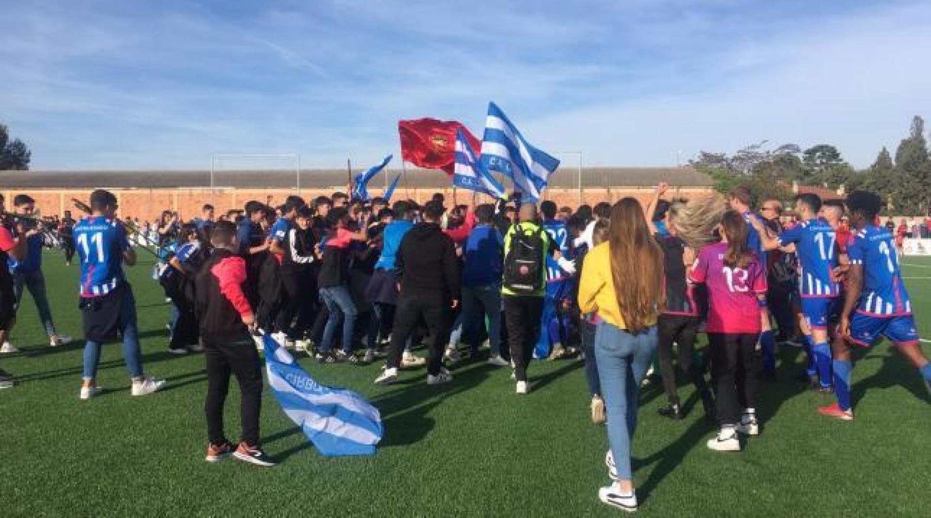 Los de Cintruénigo no dejaron escapar su oportunidad y lograron vencer 1-2 al Cortes en la última jornada de Tercera División