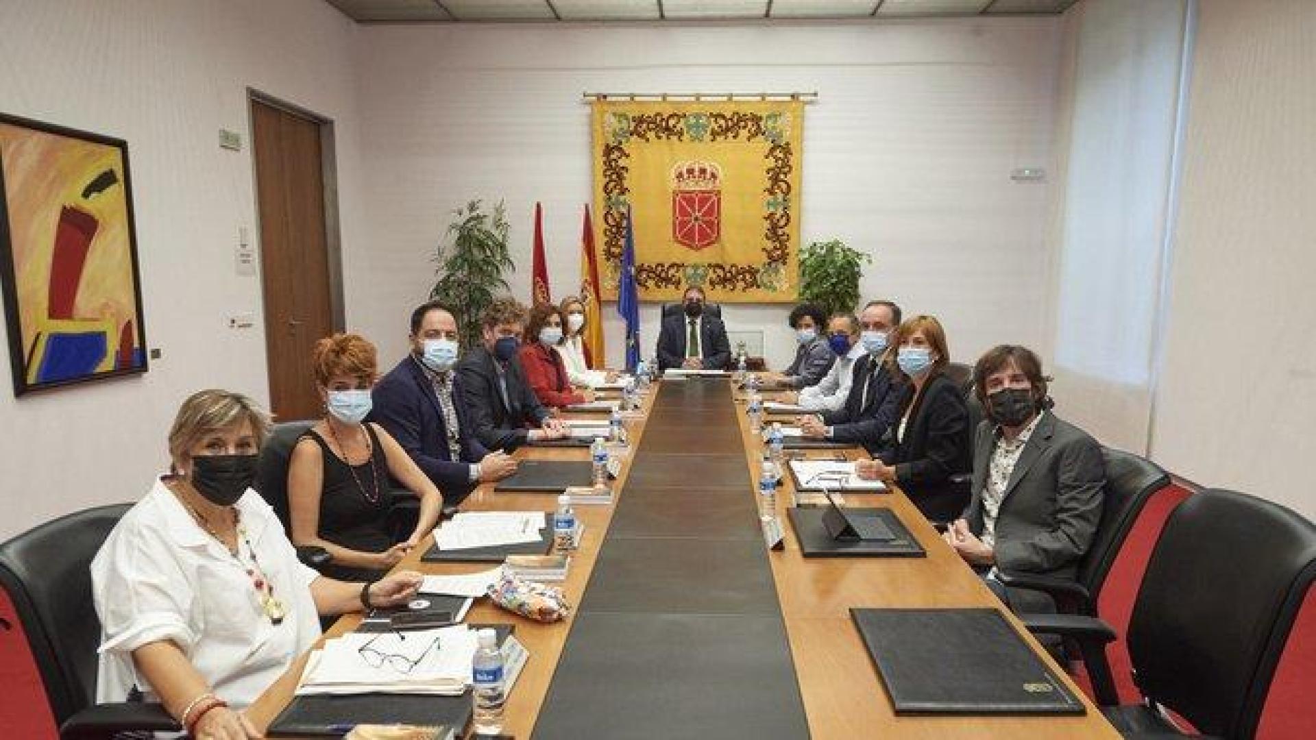 Mesa y Junta del Parlamento de Navarra