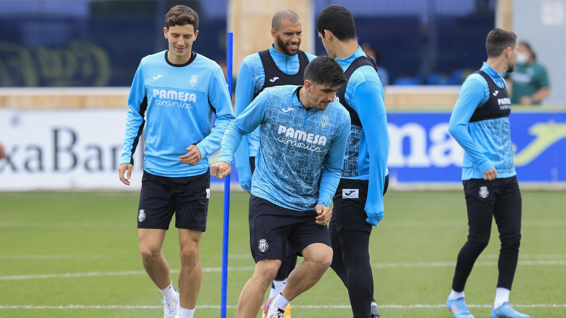 Los jugadores del Villarreal, en el entrenamiento de este lunes