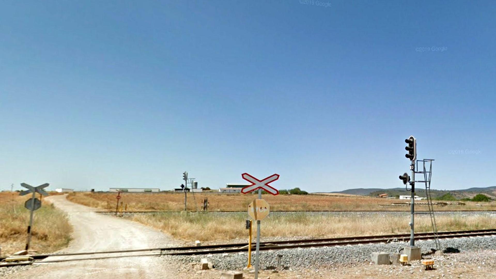 Paso a nivel en las afueras de Zafra