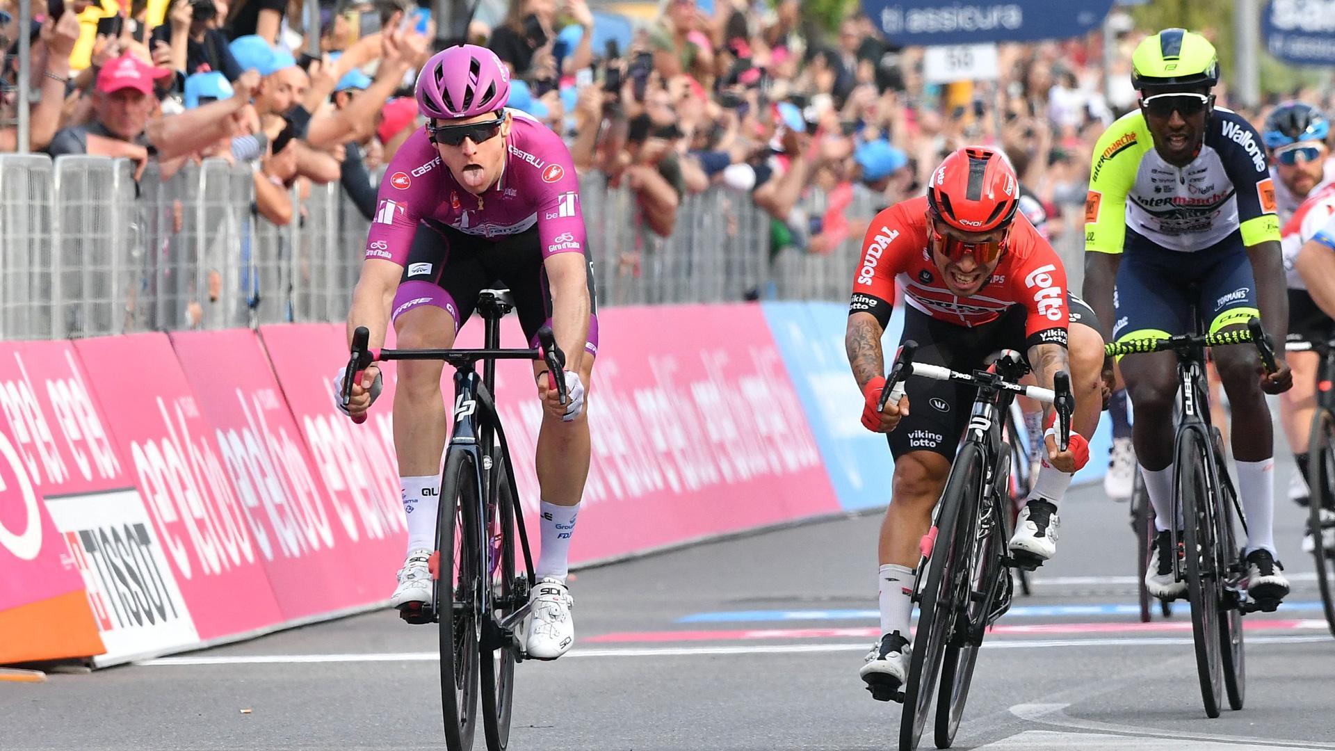 Arnaud Démare repite victoria en el Giro