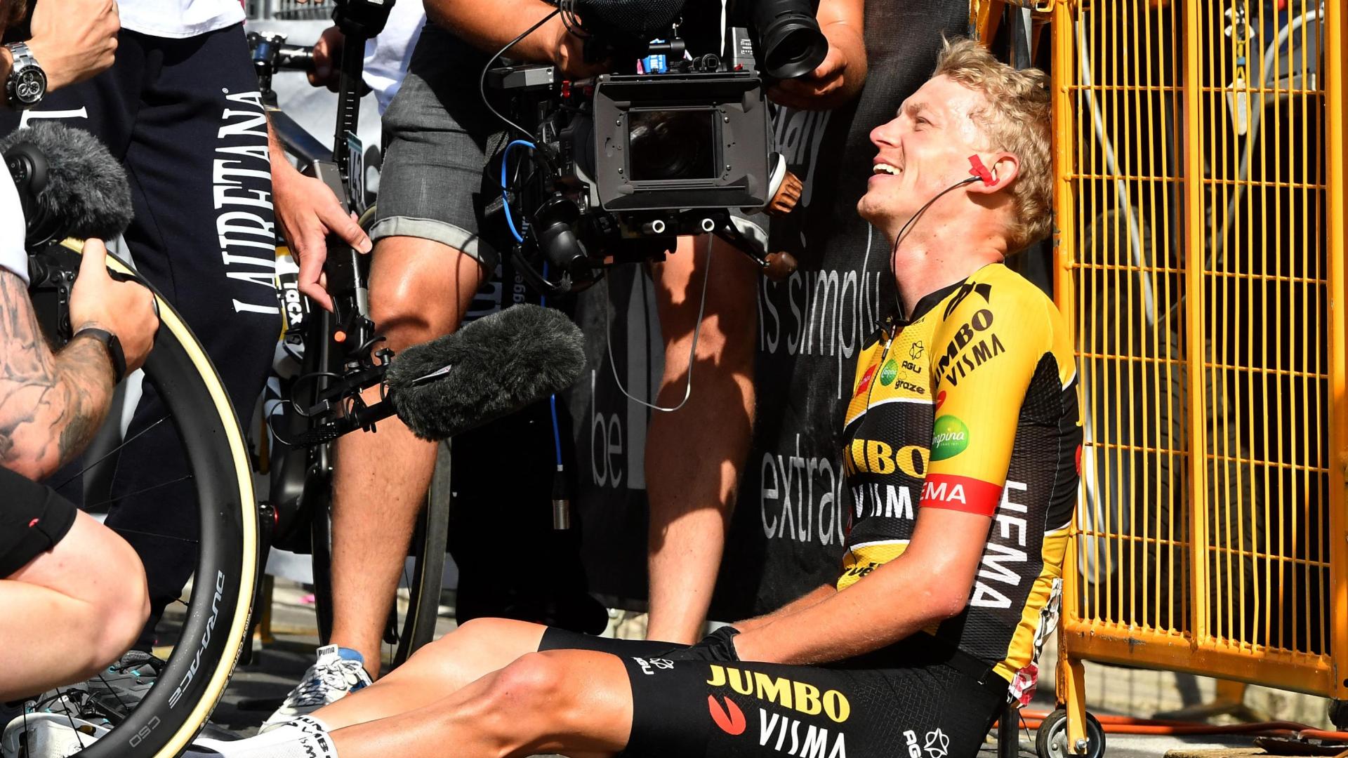 Koen Bouwman tras vencer en la séptima etapa del Giro