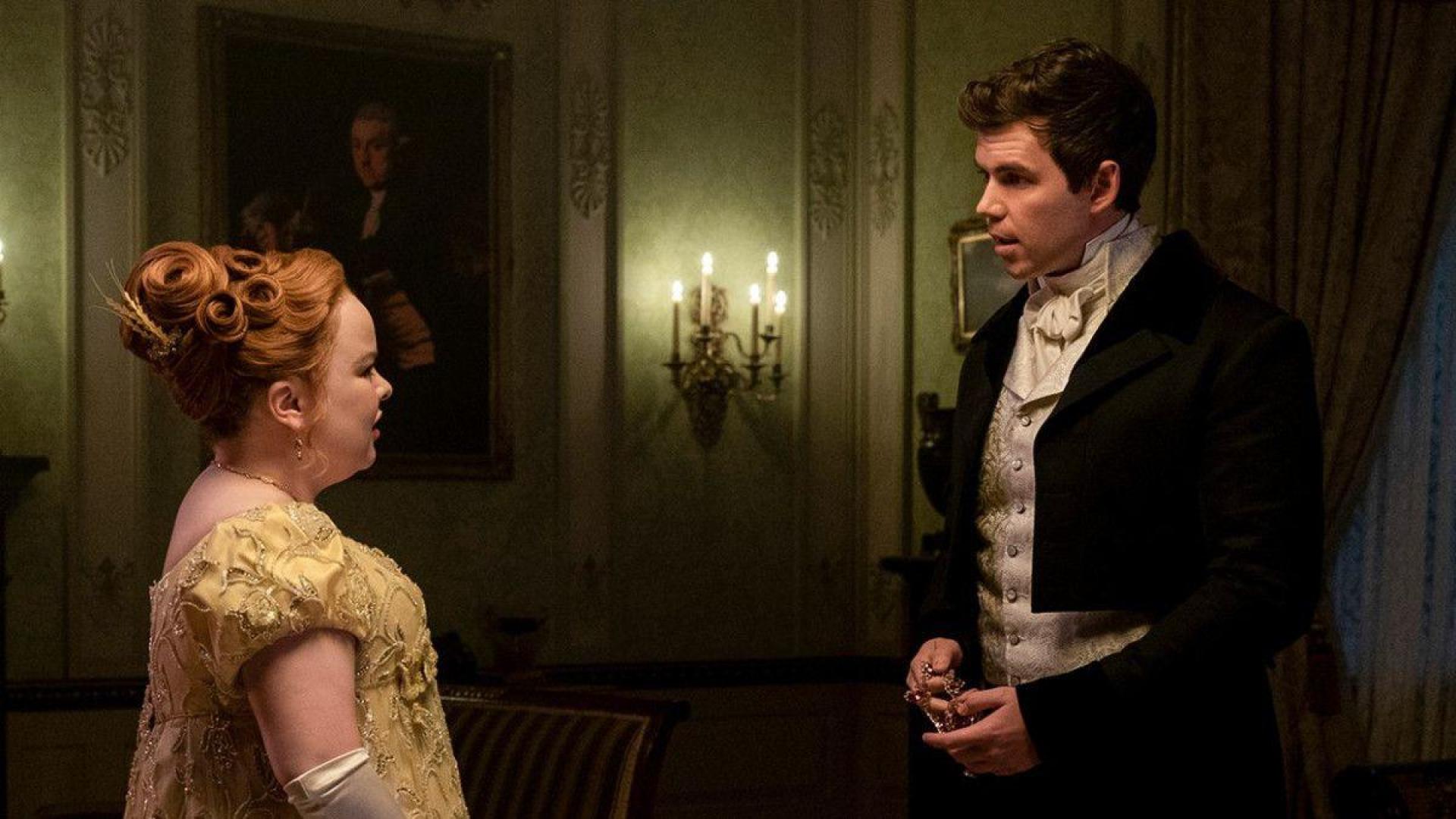 Colin Bridgerton (Luke Newton) y Penelope Featherington (Nicola Coughlan), en ’Los Bridgerton’