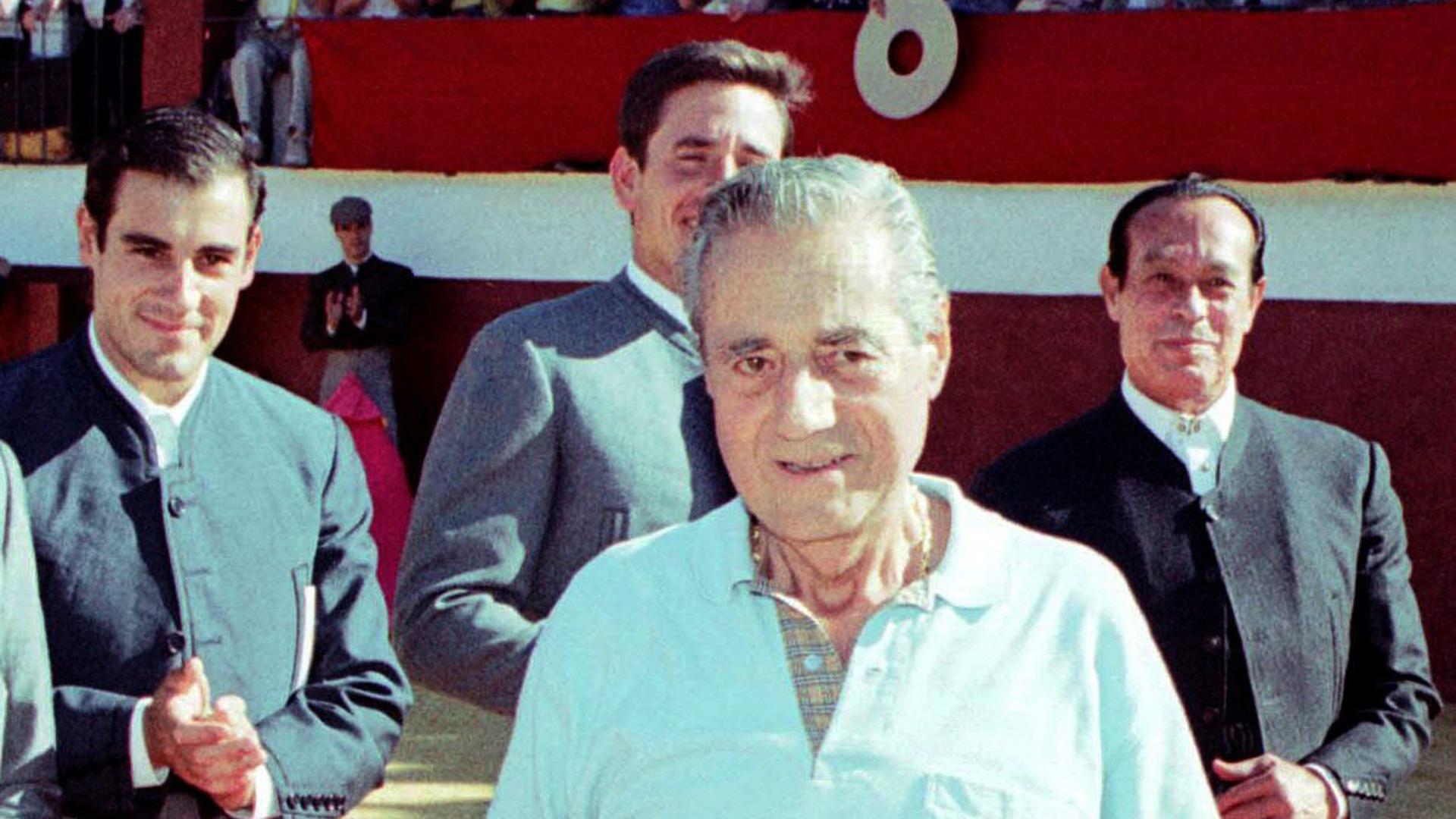 Fotografía de archivo del legendario torero de la década de los 50 Miguel Báez Espuny "Litri", que ha fallecido en Madrid, a la edad de 91 años