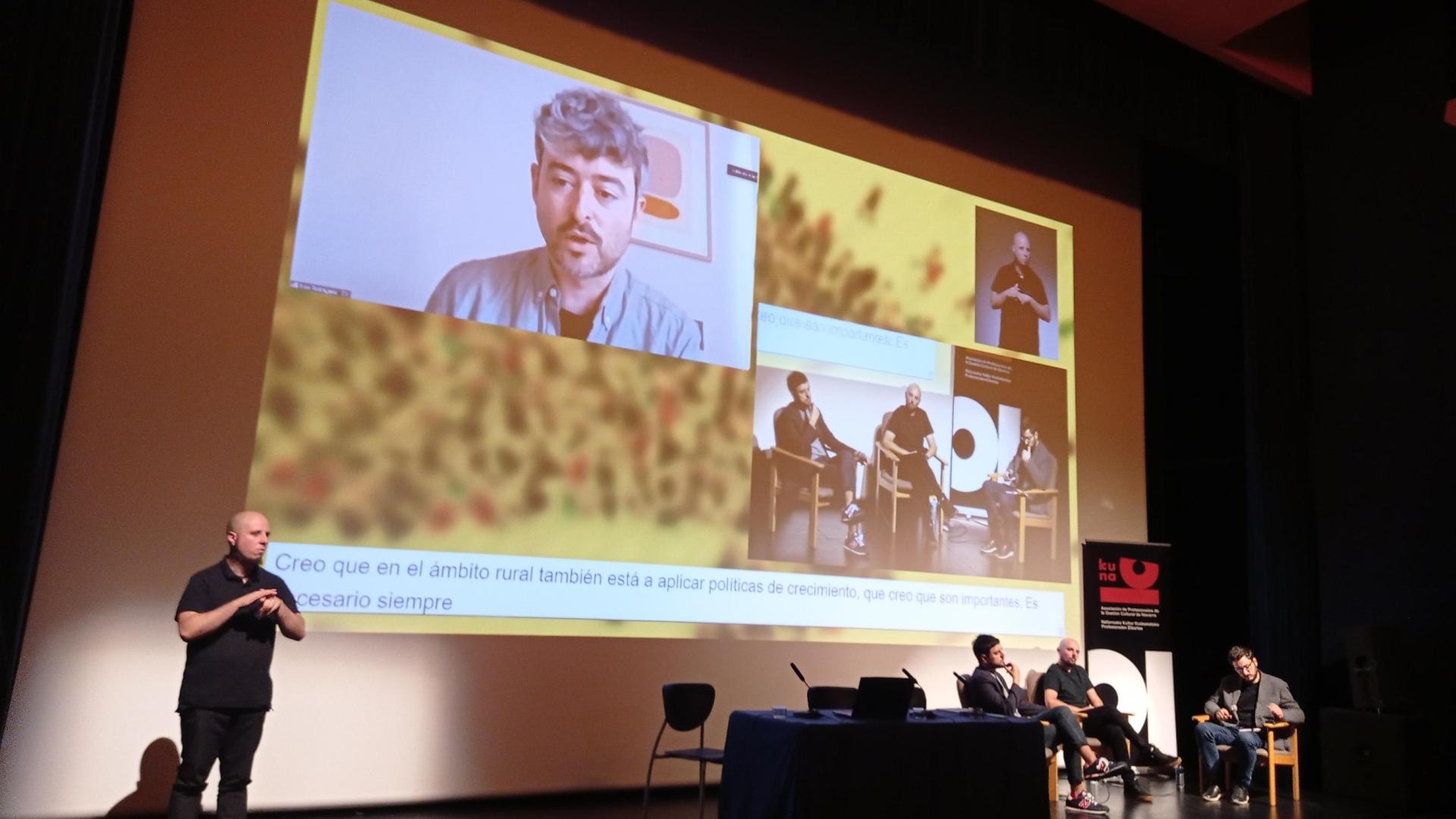 Debate sobre la cultura como motor de innovación y cambio social en Alsasua