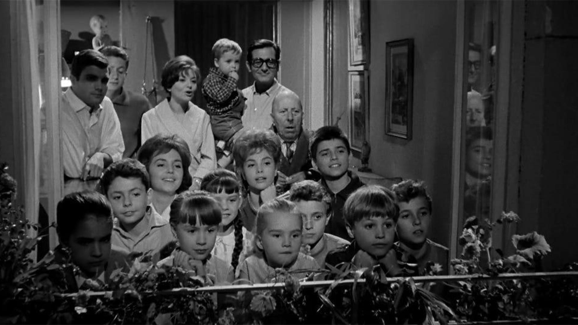 Imagen de la película española 'La gran familia', de 1962. DN