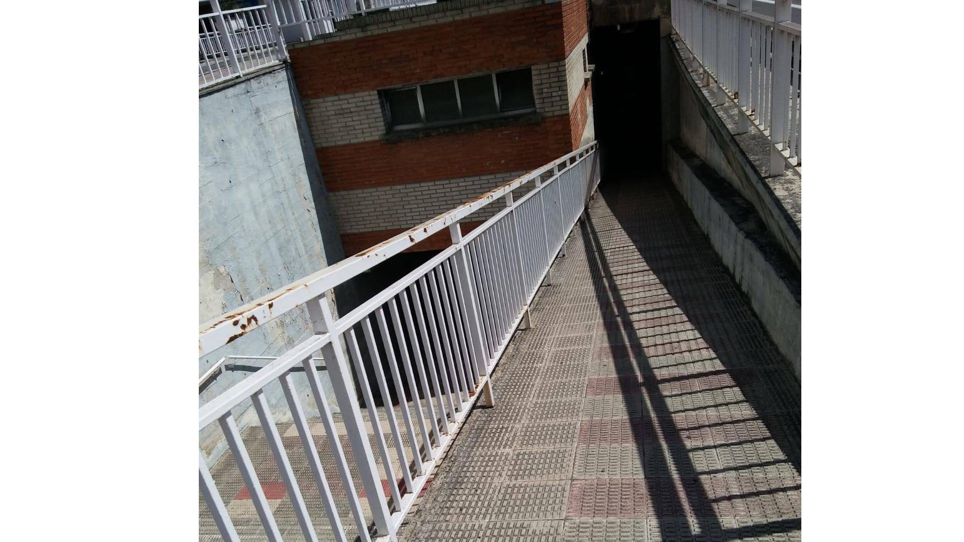 La rampa, dice, es peligrosa.