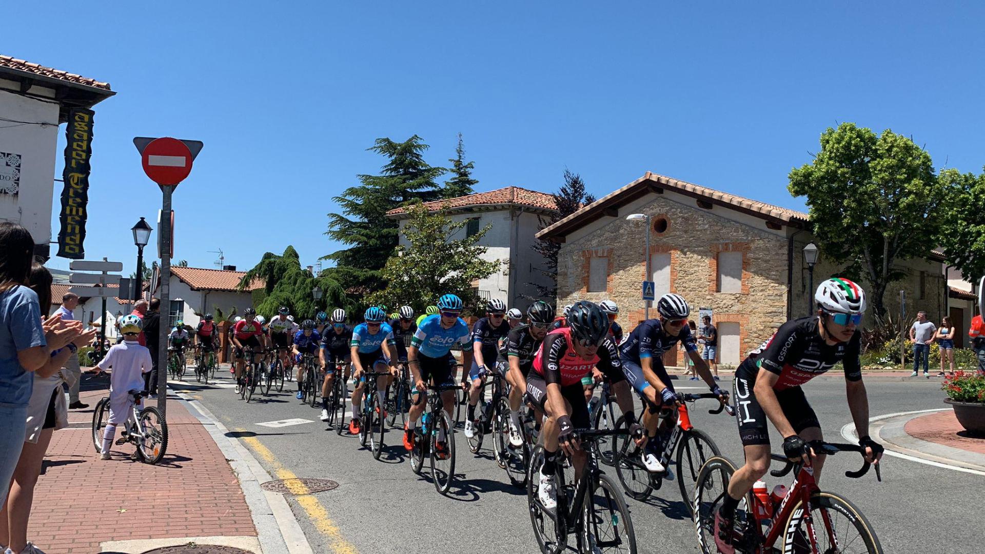 Paso de la Vuelta a Navarra por Cizur Menor