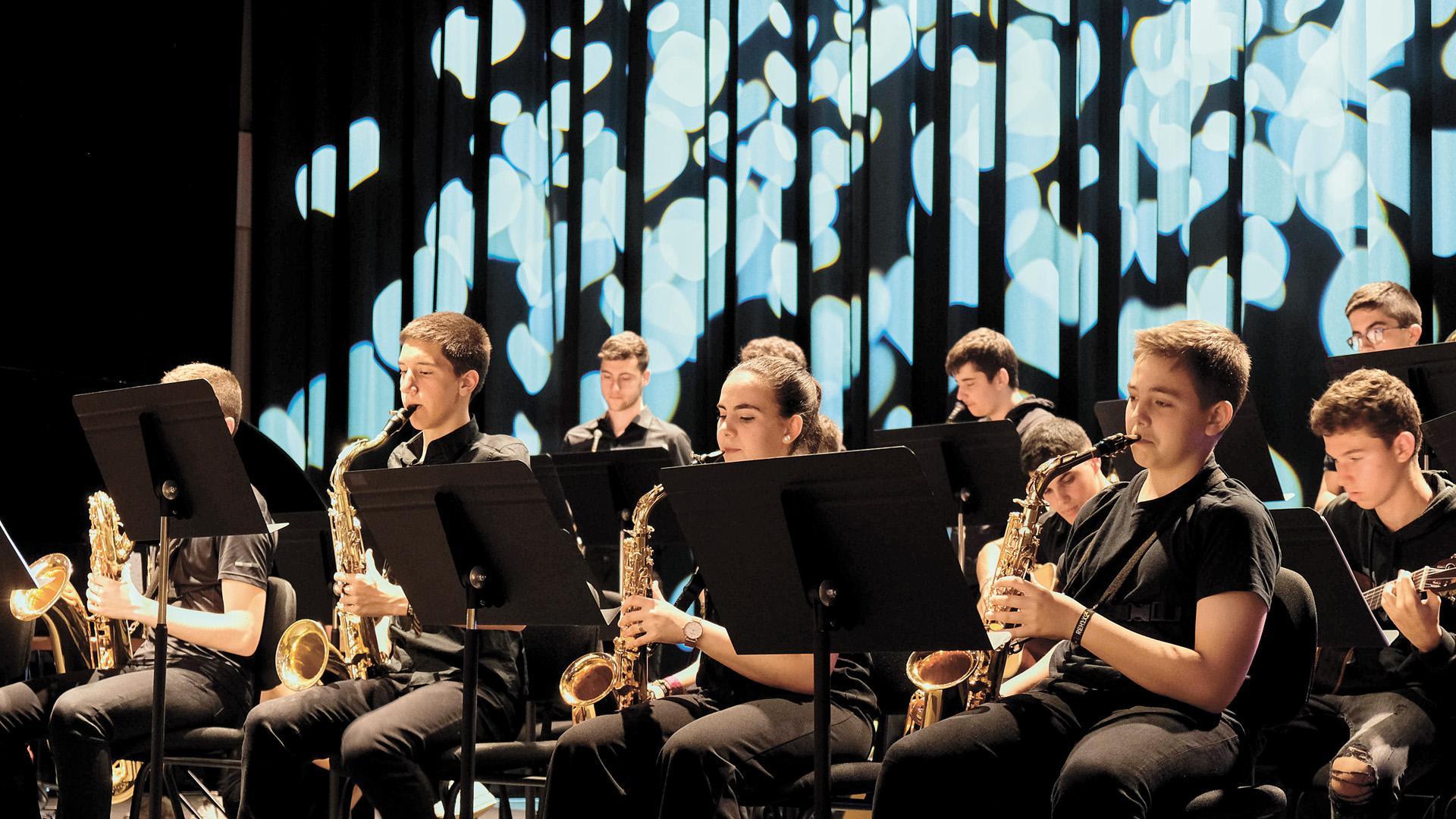 Una de las actuaciones de la Big Band de la escuela de música Luis Morondo, en Luxemburgo