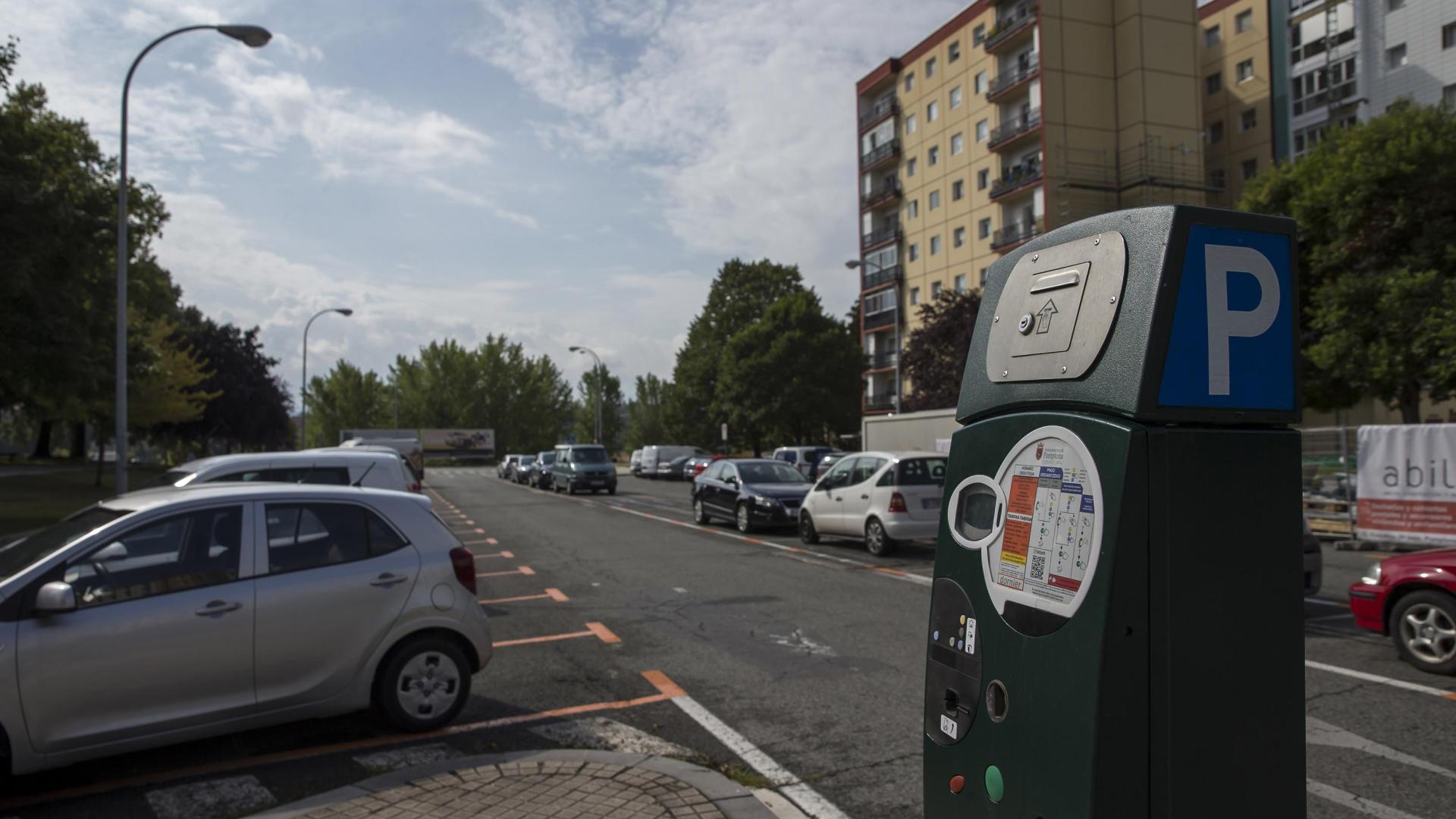 Un parquímetro en una calle de Pamplona