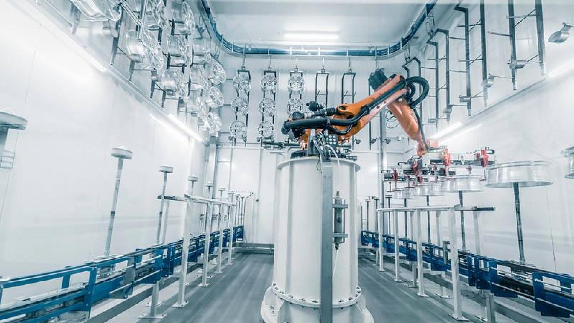Instalación de pintura automática de última generación en Mapsa.
