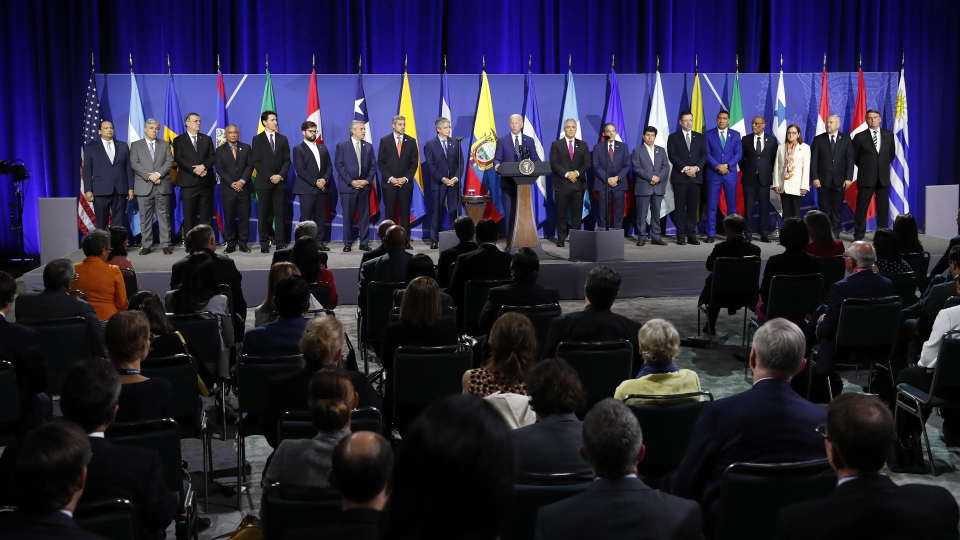 Mandatarios participantes en la 'Declaración de Los Ángeles sobre migración y protección', durante la Cumbre de las Américas