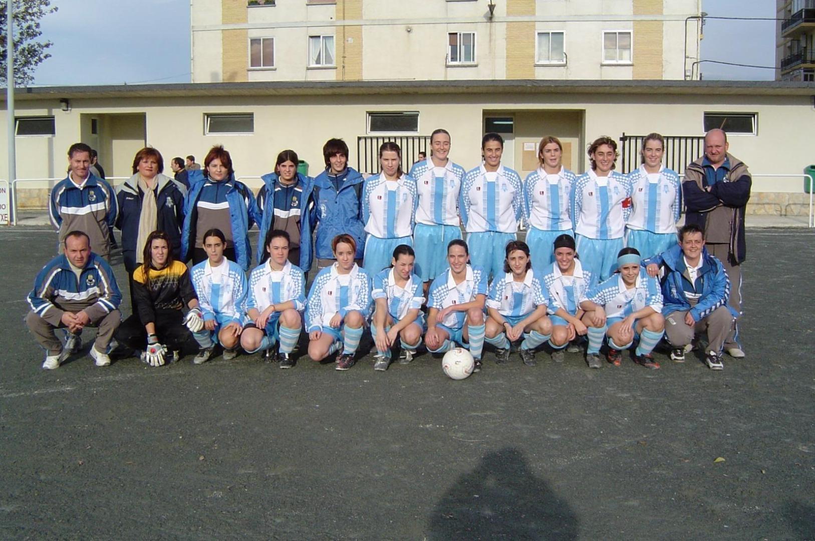 El primer y único equipo femenino del Bidezarra, este agosto nacerá el segundo del club.