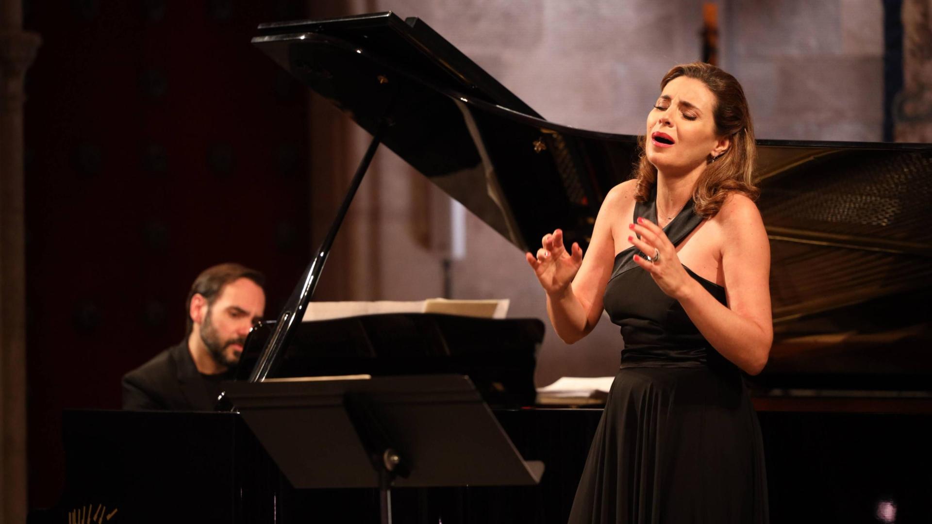 La soprano Sabina Puértolas, el año pasado durante un recital en Puente la Reina