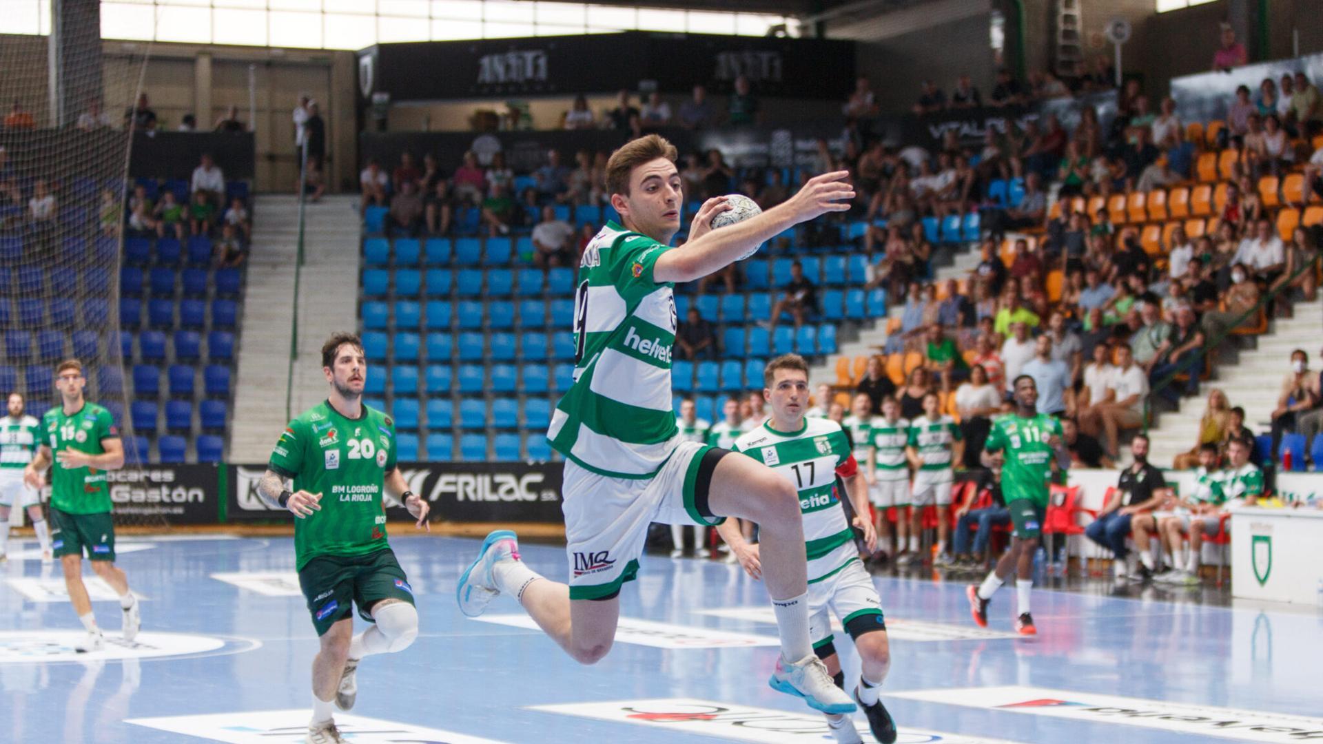 Mikel Redondo, durante un partido con Helvetia Anaitasuna
