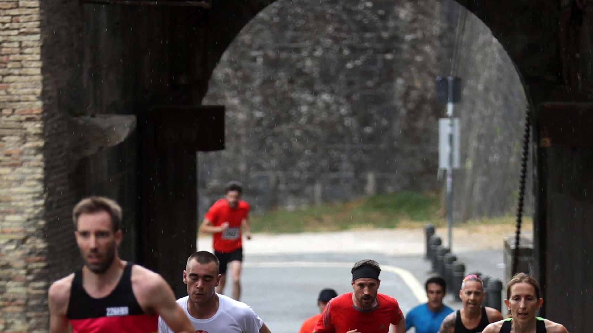 Fotos de la Media San Fermín 2022.