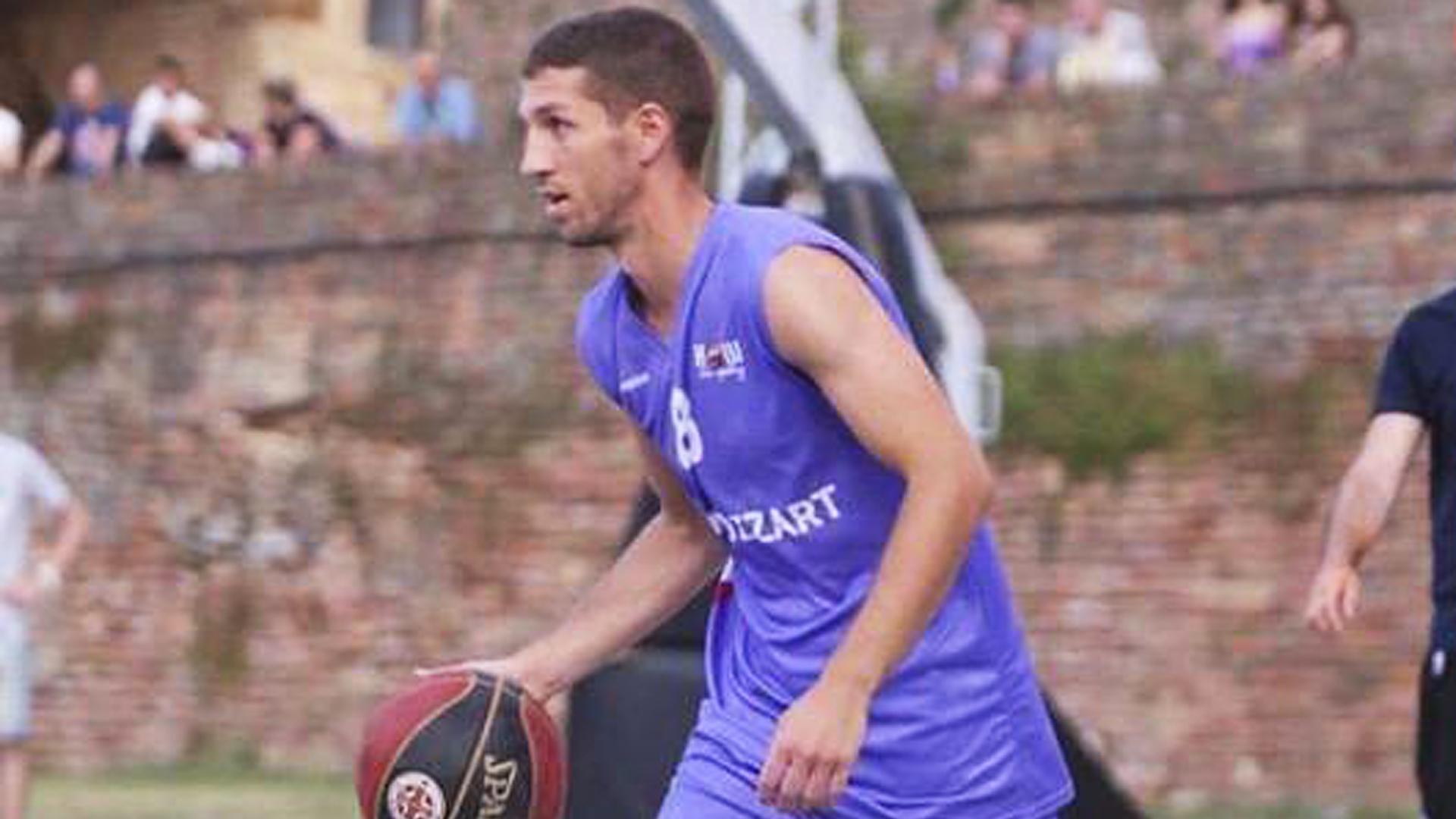 Darko Brasanac, en el partido benéfico de baloncesto