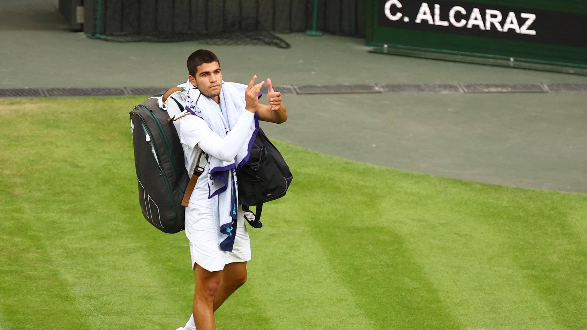 Carlos Alcaraz se despide de Wimbledon tras caer contra Sinner
